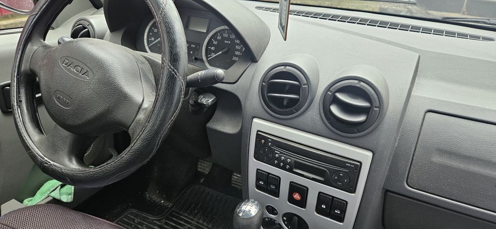 Dacia Logan 1.6 MPI - 2005