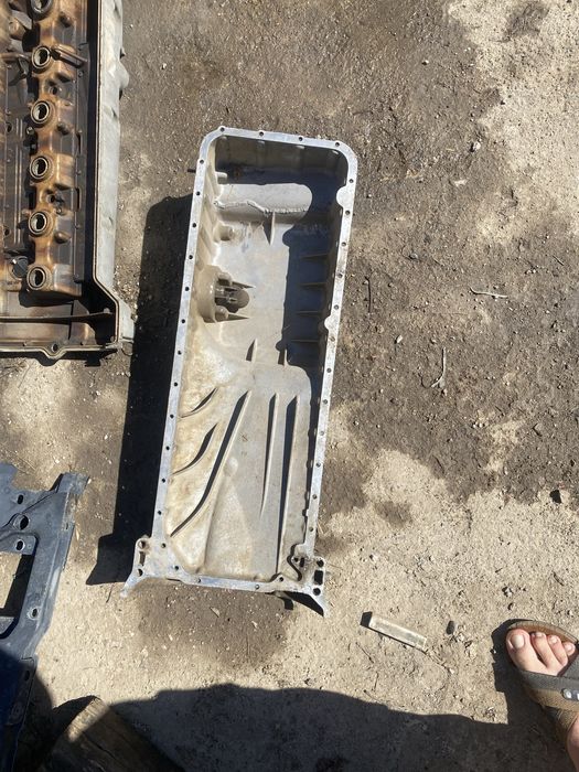 Запчасти на мерседес 124