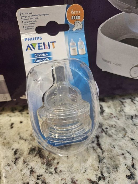 Philips AVENT стерилизатор Premium с функция за изсушаван + подарък