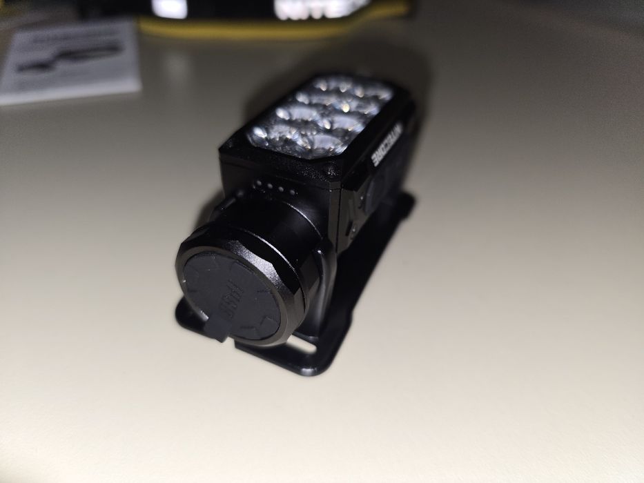 Фонарь Nitecore HC65 UHE
