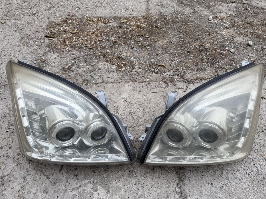 Фара комплект 120кузов тайота