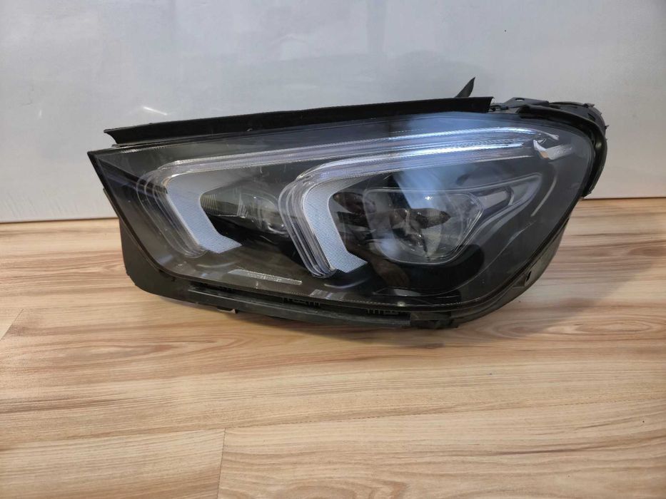 Far stanga Mercedes GLE W167 multibeam led Cod A1679064104