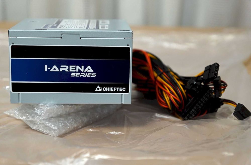 Блок питания  Chieftec iARENA 500W
