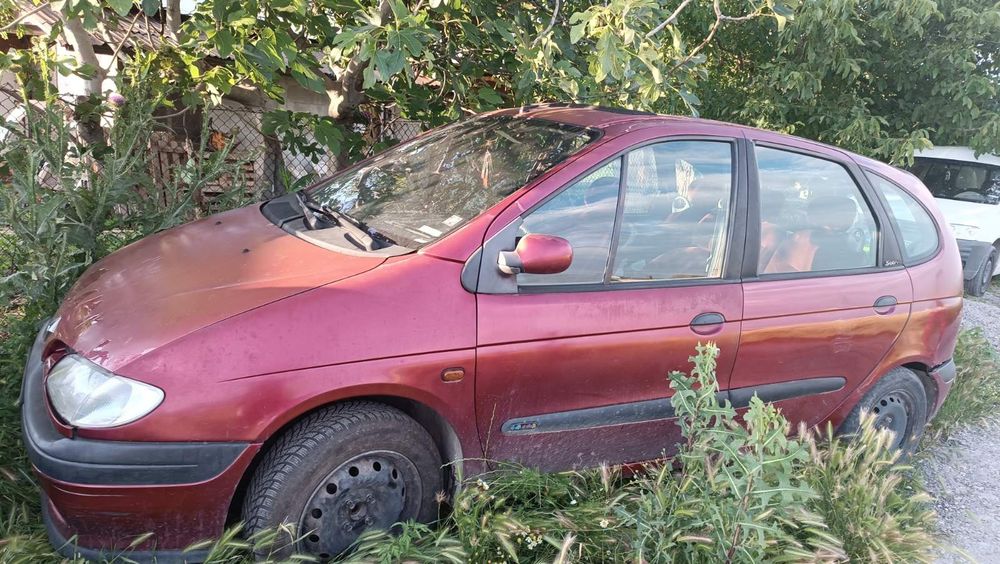 Рено Меган Сценик 1.6 16v 107к.с