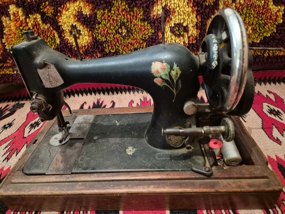 Стара шевна машина SINGER