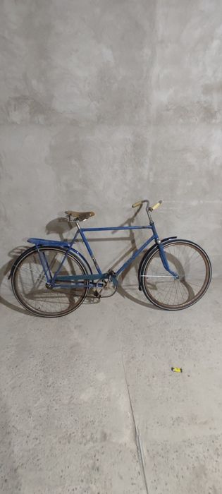 Велосипед сотилади. Краска бумаган