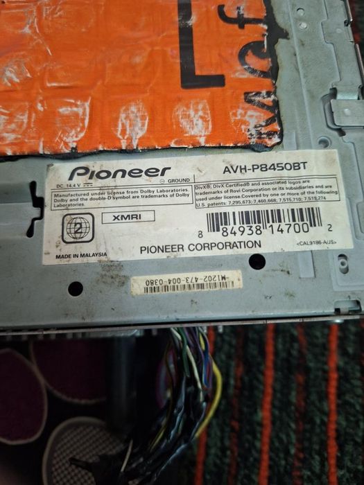 Pioneer AVH-P8450BT mafon sotiladi