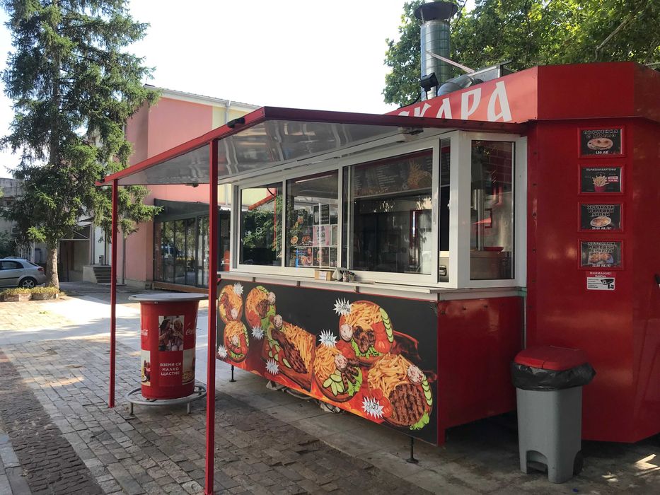 Павилион за бързо хранене