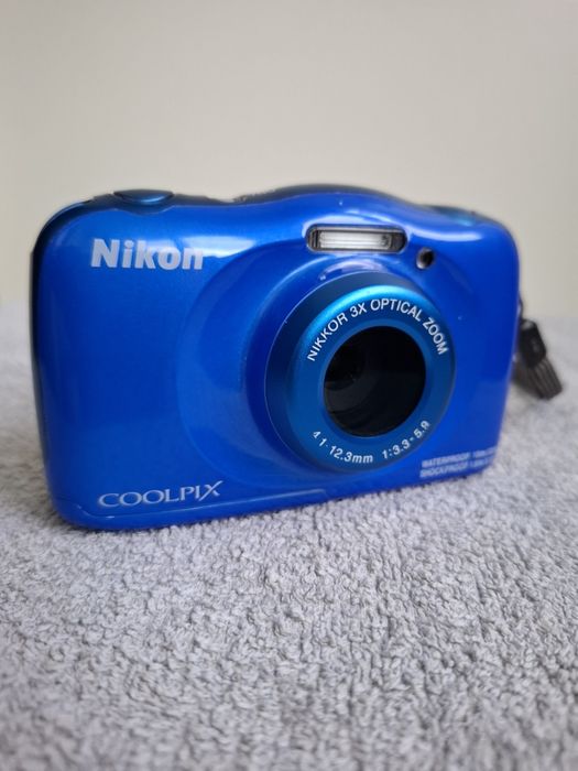 Nikon Coolpix W100 Subacvatic 13 MP Bluetooth Wifi