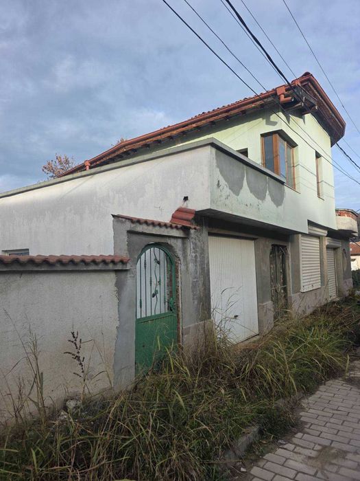 Продава се Къща в с. Брестовица, Област Пловдив - 343 кв.м за 313 €/кв.м - Снимка #1