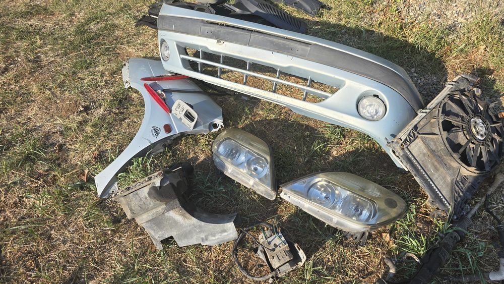 Народни цени !! Рено Сценик 1.9 DCi 102 кс на части  Renault Scenic