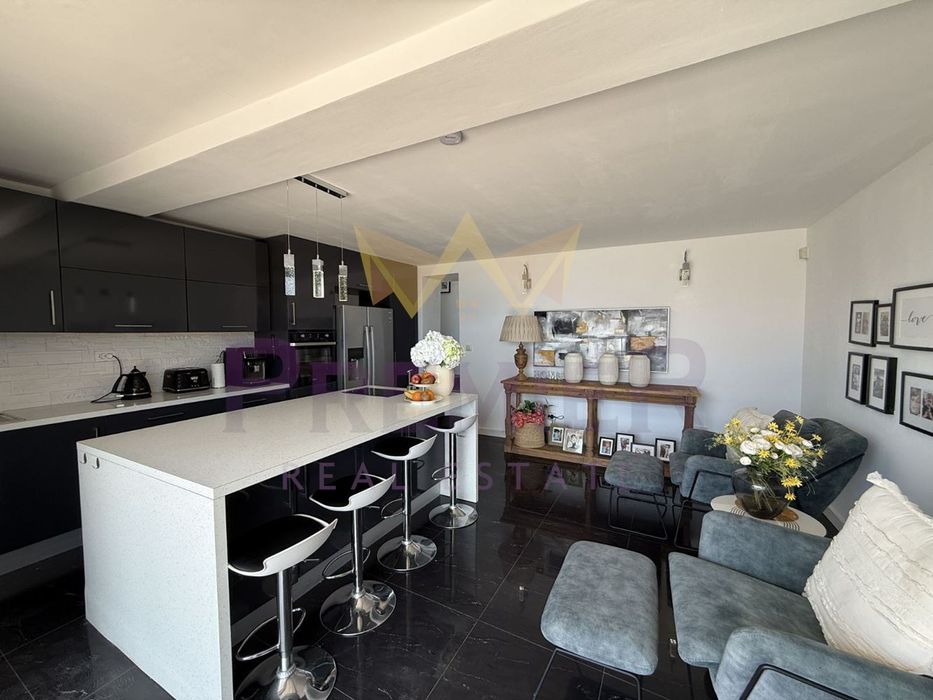 Продава се Къща в Балчик - 140 кв.м за 2143 €/кв.м - Снимка #1