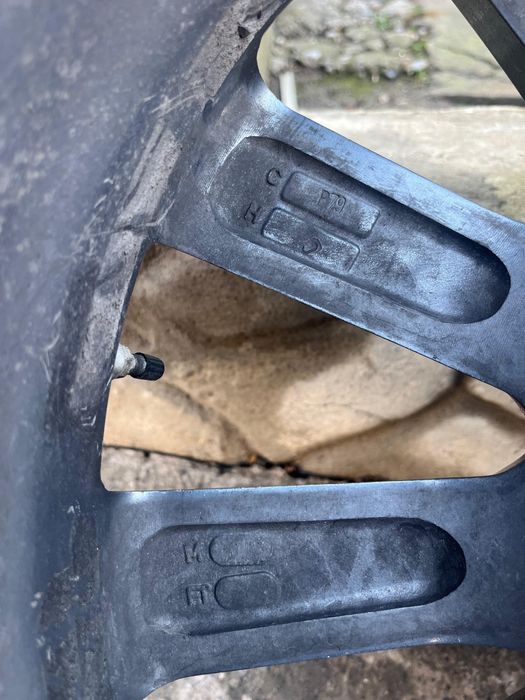 Продам диски Лексус 570