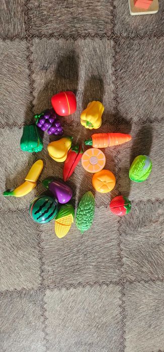 Детские развивающие игрушки.