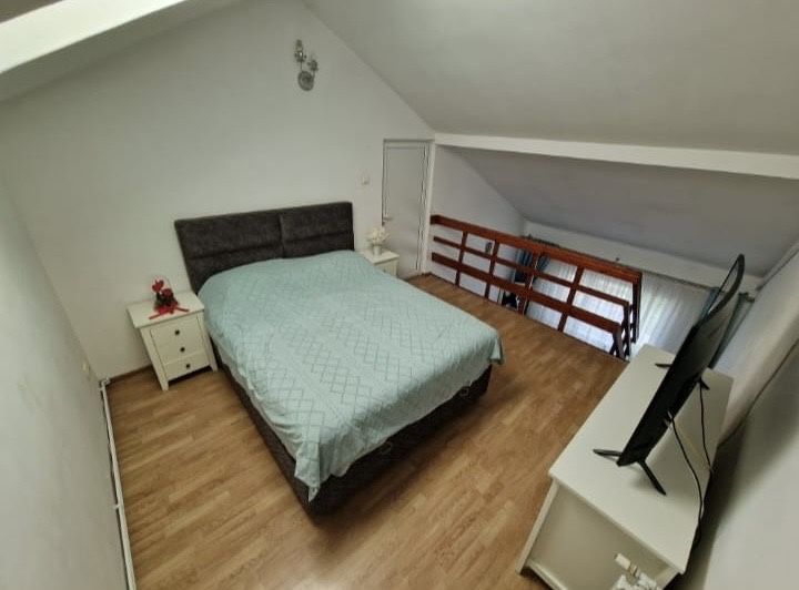 Inchirez apartament zona Elytis Gara
