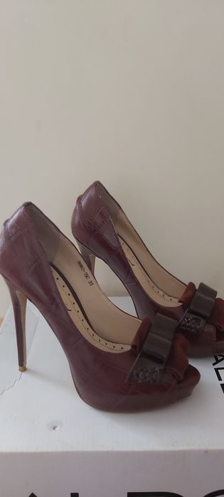 Продам туфли, босоножки