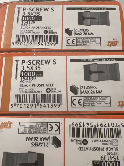 Suruburi pe banda spit