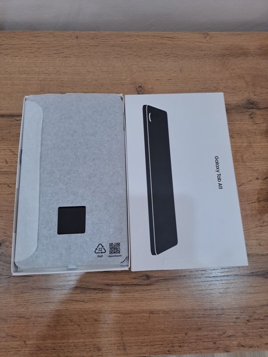 продам самсунг Таб А11 планшет торг есть