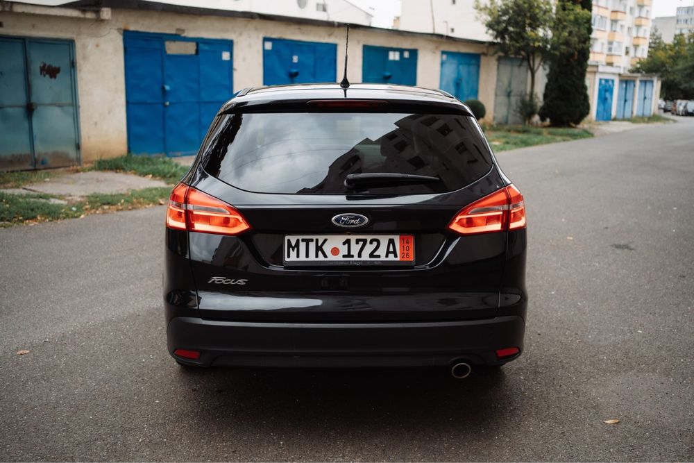 Ford Focus Titanium 2.0 TDI 150 CP Automat – 2015