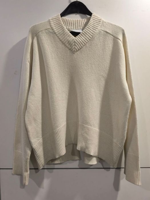 One&Other пуловер вълна с цепка на гърба р-р ХС/С