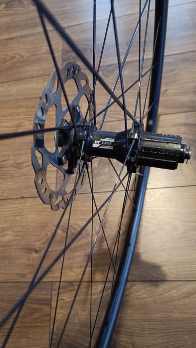 Set roti DT Swiss R24 Spline - disc