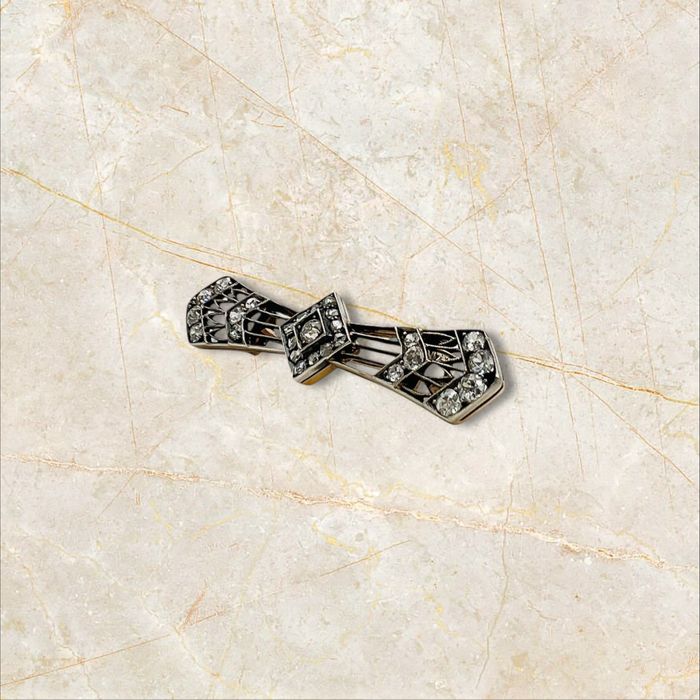 Антикварна брошка Арт Деко – 1.73 ct диаманти 14к злато и сребро