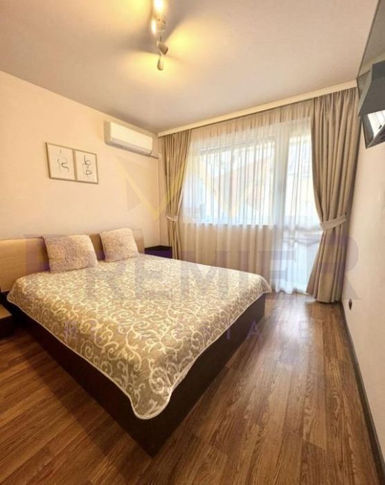 Дава се под наем Тристаен апартамент в Варна, Гранд Мол Варна - 85 кв.м за 700 € - Снимка #5