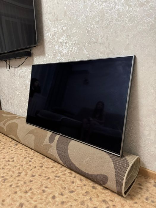 Телевизор ЖК LG 140см