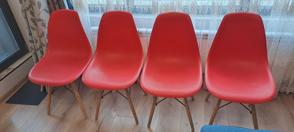 Трапезни столове 4 броя