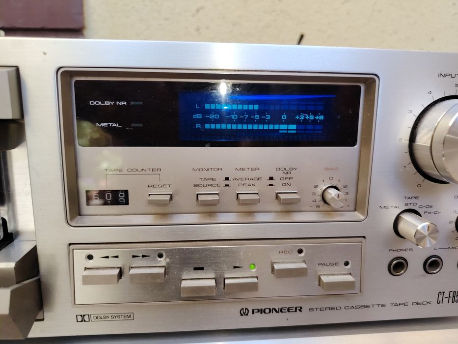 Casetofon deck și Amplificator tuner Onkyo