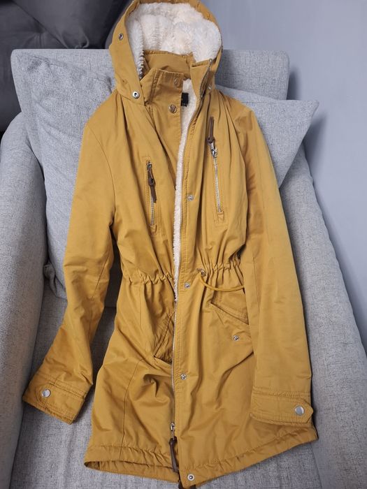 Зимно яке reserved