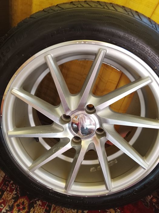 Воссуны, вертушки!