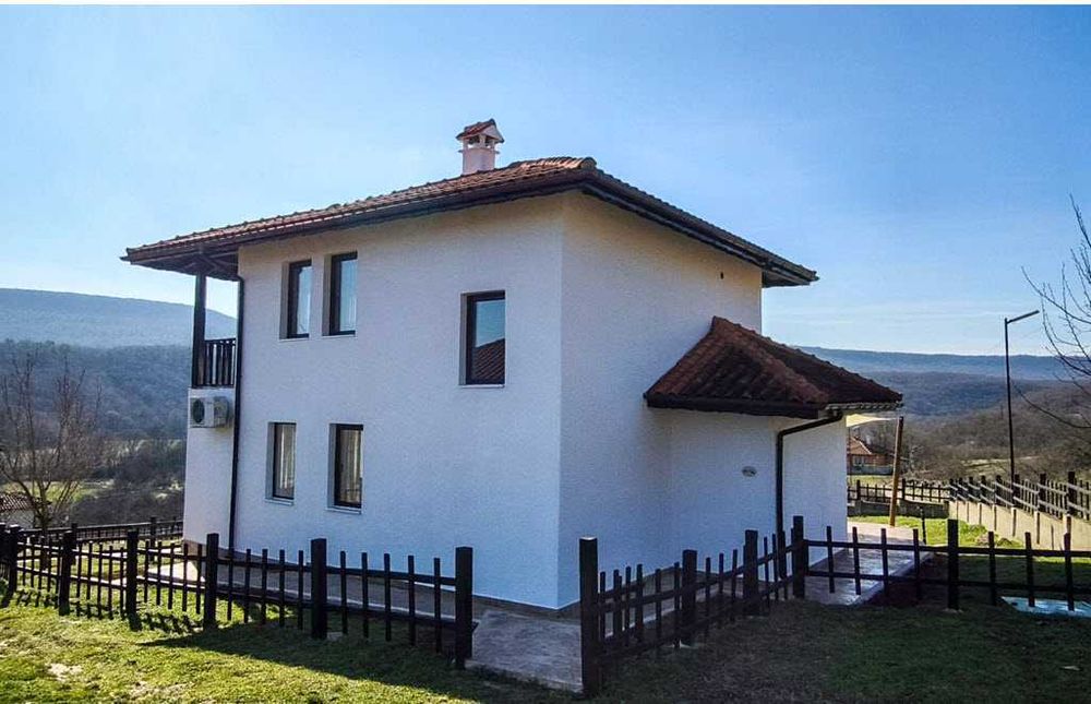 Продава се Къща в с. Църква, Област Добрич - 122 кв.м за 610 €/кв.м - Снимка #18