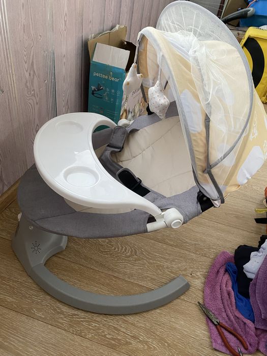 Продам шезлонг в отличном состояние