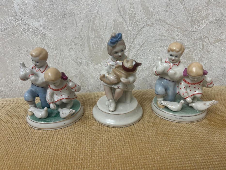 Фарфоровые статуэтки