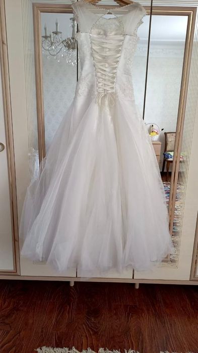 Продам свадебное платье