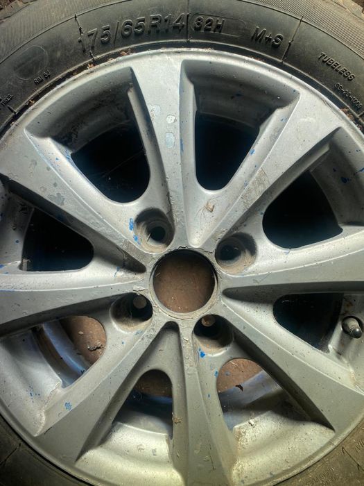 Продам резину с дисками