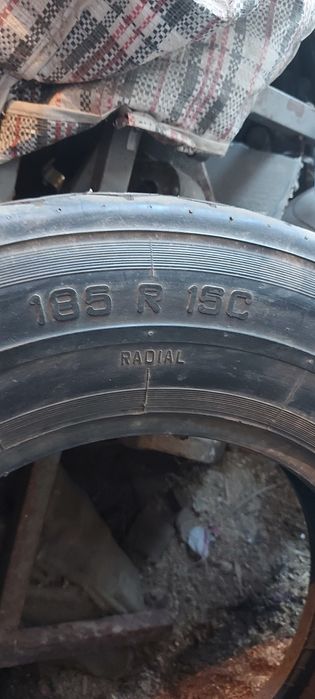 Продам покрышки 2 шт новые