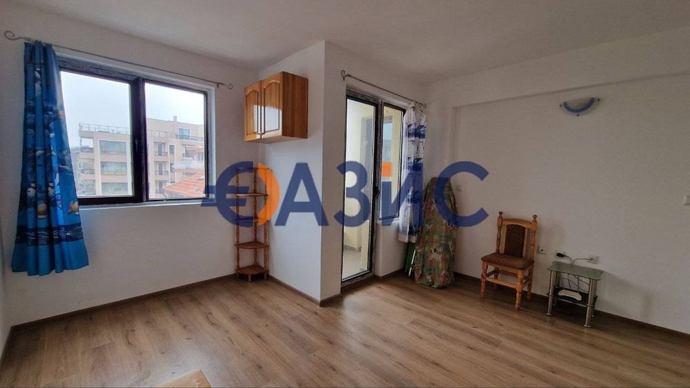 Продава се Двустаен апартамент в Бургас, Сарафово - 56 кв.м за 1786 €/кв.м - Снимка #2