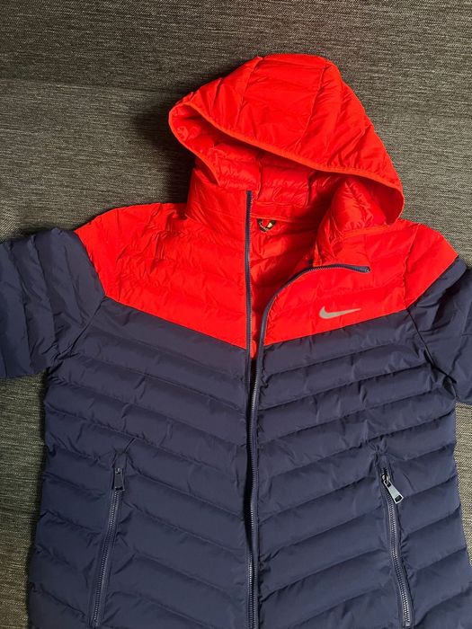 Куртка осенняя     .