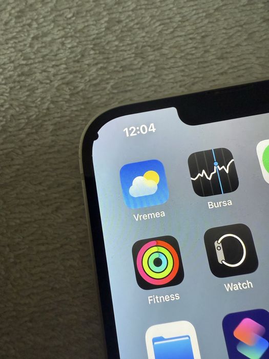 Iphone 14 plus  ( cadou husa )