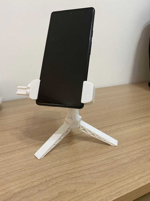 Трипод для телефона или планшета