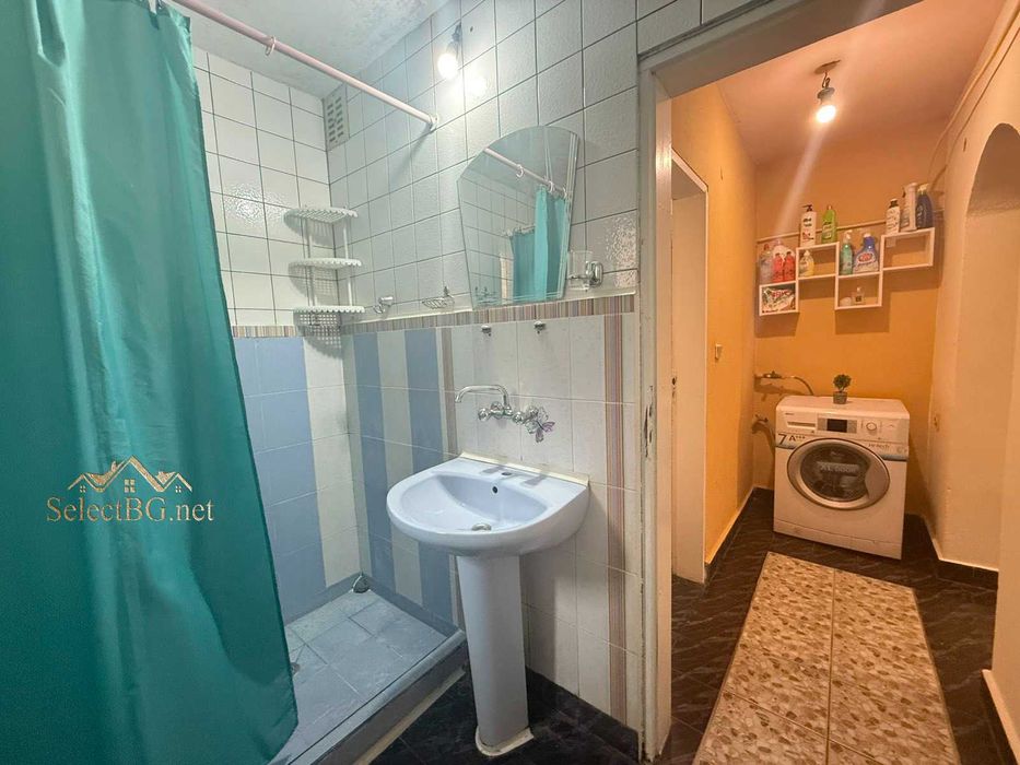 Продава се Къща в Велико Търново, Картала - 230 кв.м за 1142 €/кв.м - Снимка #13
