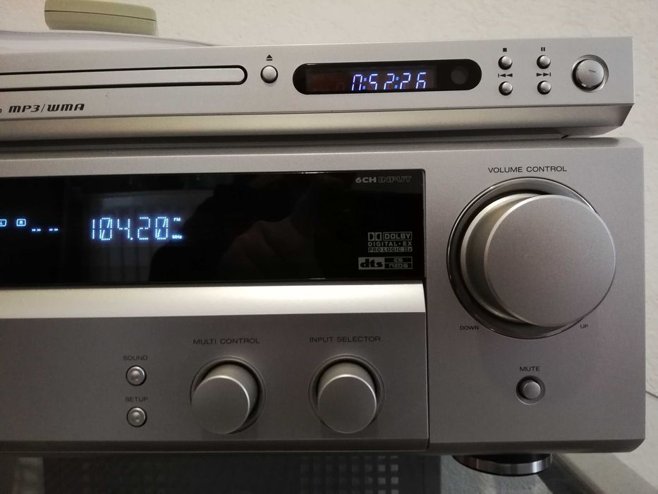 Linie  KENWOOD amplificator KRF-V5090/cd-dvd player DVF3200 - Ca Noua