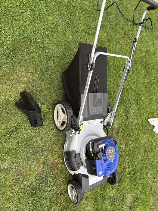 Masina tuns iarba LuxTools, 53 cm, Briggs&Stratton 3,2 cp, autopropulsie