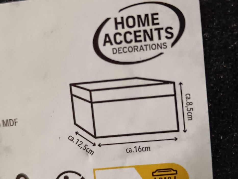 Нови красиви огледални,стъклени,пласмасови кутии за бижута.Бомбониера.