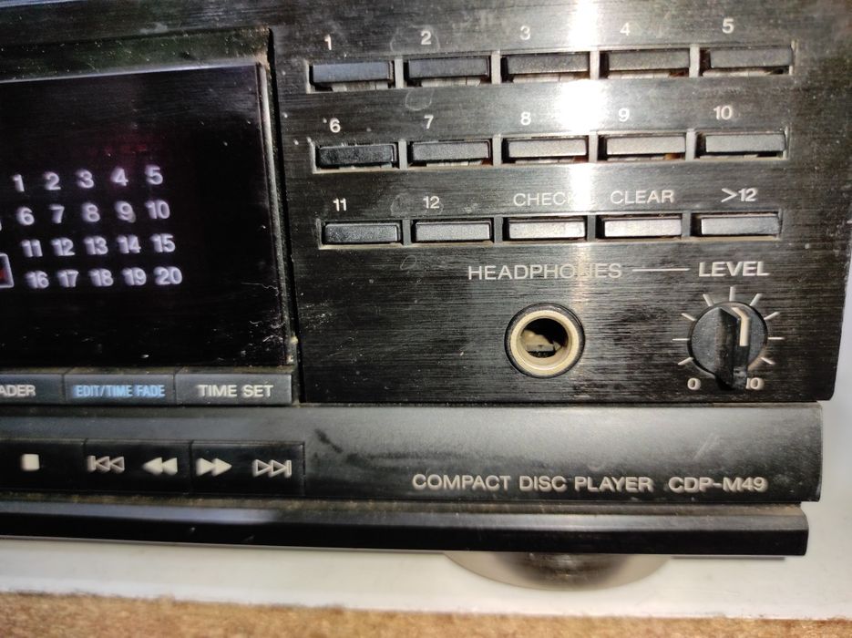 Sony cdp -M49 disc player