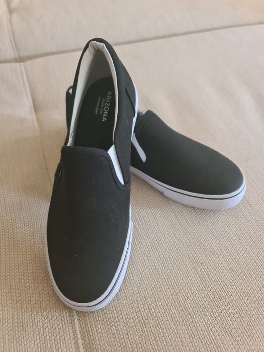 Кроссовки мужские.