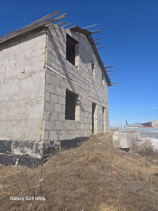 Продам недостроенный дом
