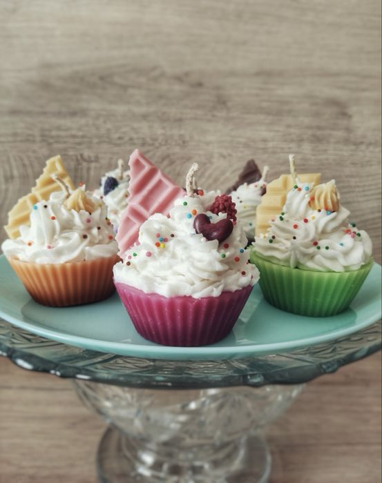 Ръчно изработени свещи